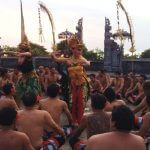 ウルワツ寺院 ケチャックダンス